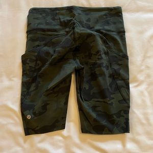 Lululemon Biker Shorts Camo Print